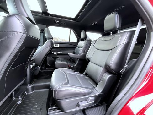 Used 2023 Ford Explorer ST w/ Equipment Group 401A image 22