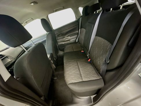 Used 2025 Mitsubishi Outlander Sport SE AWD/4WD image 28