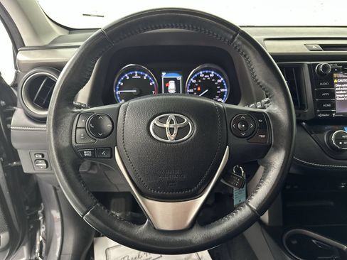 Used 2016 Toyota RAV4 XLE FWD image 14