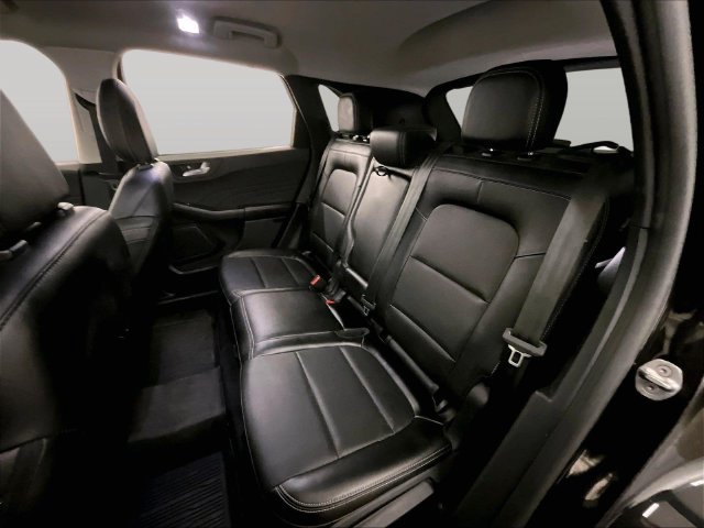 Used 2022 Ford Escape Titanium AWD/4WD image 26