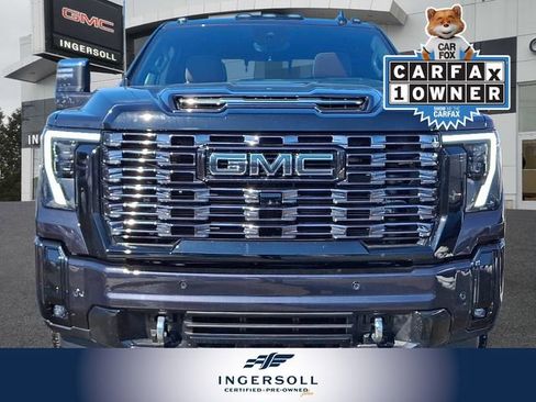 Used 2025 GMC Sierra 2500 Denali Ultimate w/ Max Trailering Package image 3