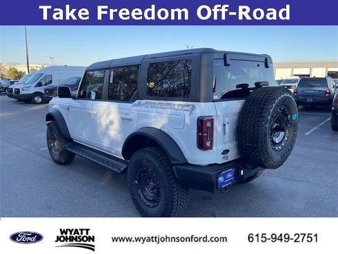 New 2025 Ford Bronco Outer Banks w/ Sasquatch Package image 5