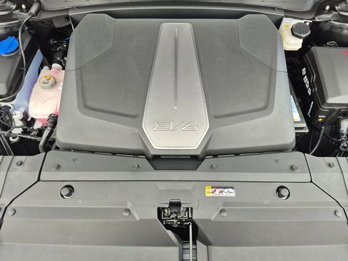 New 2025 Kia EV6 GT-Line image 17