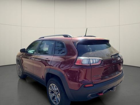 Used 2021 Jeep Cherokee Trailhawk w/ Technology Group AWD/4WD image 5