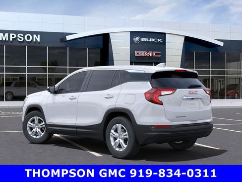 New 2023 GMC Terrain SLE image 3