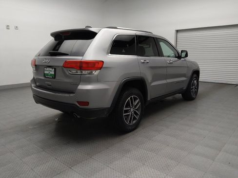 Used 2019 Jeep Grand Cherokee Limited image 9