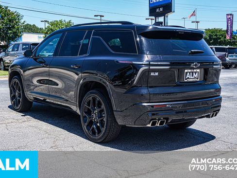 Used 2024 Chevrolet Traverse RS AWD/4WD image 7