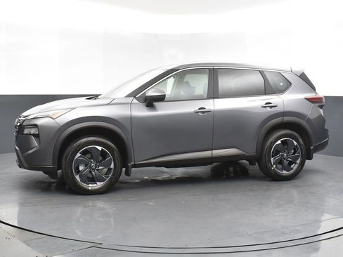 New 2026 Nissan Rogue SV w/ SV Premium Package image 3