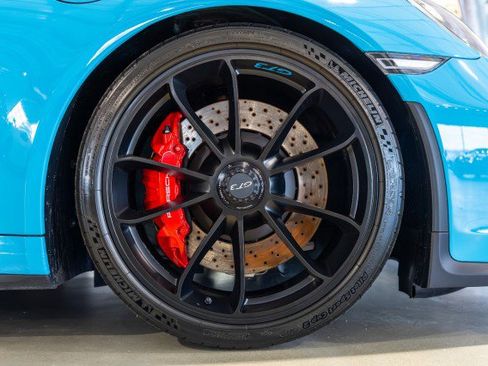 Used 2018 Porsche 911 GT3 RWD image 23