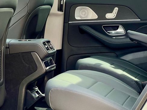 Certified 2026 Mercedes-Benz GLS 450 4MATIC image 26
