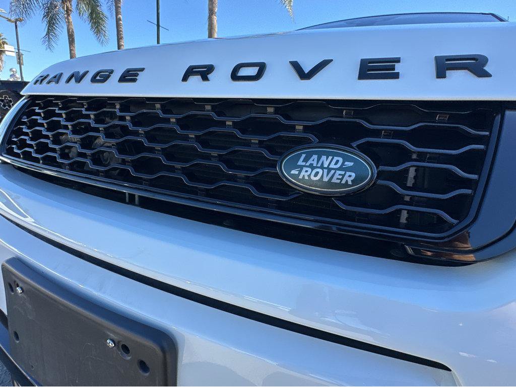 Used 2017 Land Rover Range Rover Evoque HSE Dynamic AWD/4WD image 41