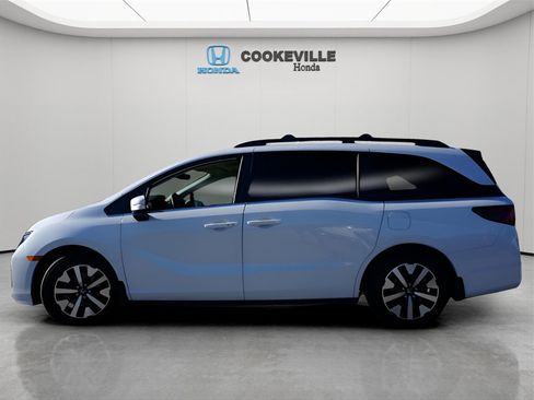 Certified 2025 Honda Odyssey EX-L image 10