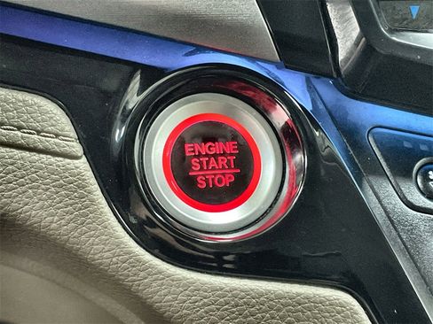 Used 2019 Honda Odyssey Elite image 26