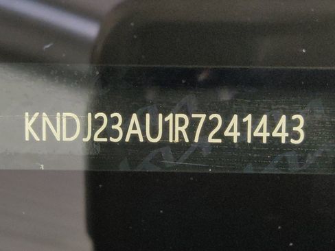 Used 2024 Kia Soul LX w/ Option Group 015 FWD image 33