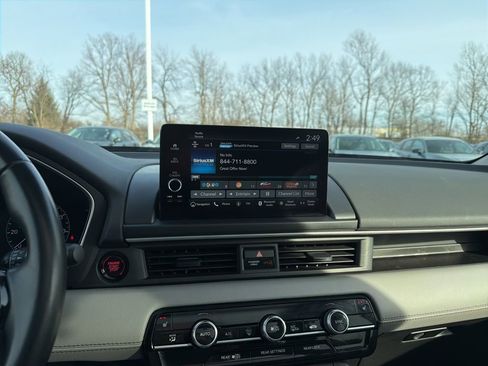 Certified 2025 Honda Pilot Touring image 15