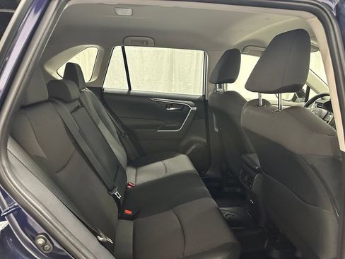 Used 2025 Toyota RAV4 XLE AWD/4WD image 53