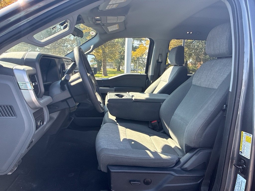 Used 2025 Ford F250 XLT AWD/4WD image 6