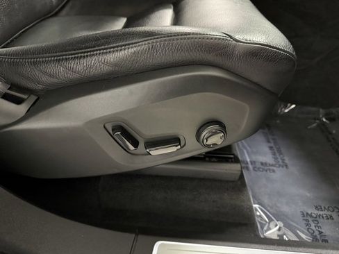 Used 2018 Volvo XC90 T6 Momentum w/ Convenience Package image 25