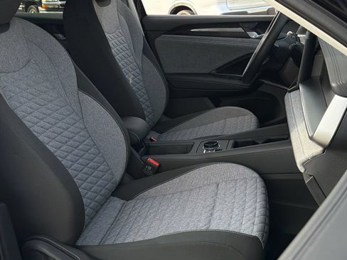 New 2026 Volkswagen Tiguan S AWD/4WD image 7