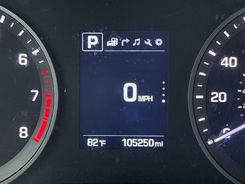 Used 2017 Hyundai Tucson SE Plus w/ Cargo Package FWD image 5