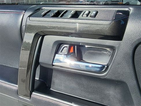 Used 2019 Toyota 4Runner TRD Off-Road Premium image 28