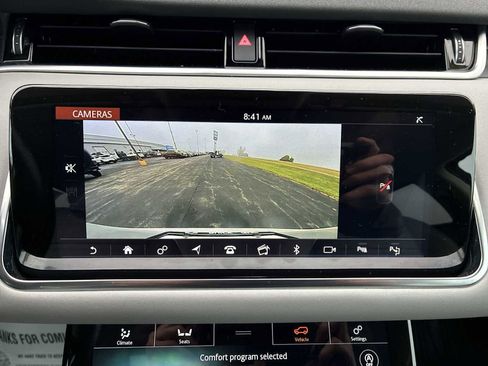 Used 2020 Land Rover Range Rover Evoque SE image 14