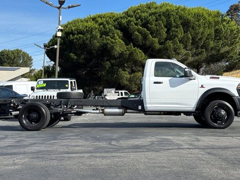 New 2025 RAM 5500 Tradesman image 3