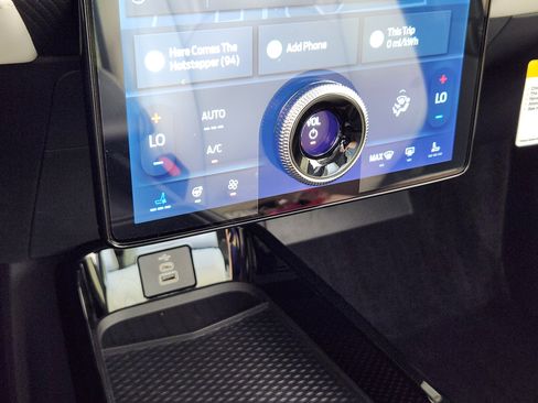 New 2026 Ford Mustang Mach-E Premium image 24