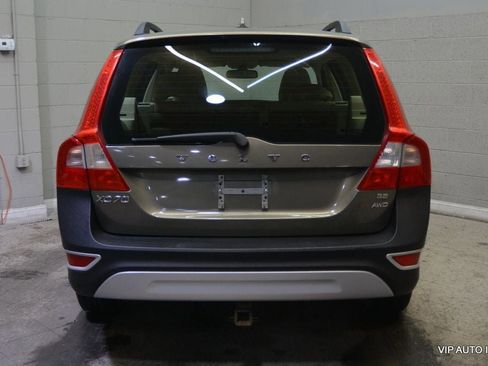 Used 2010 Volvo XC70 3.2 image 34