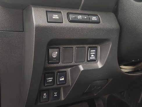Used 2023 Nissan Frontier PRO-4X w/ Pro Convenience Package AWD/4WD image 21