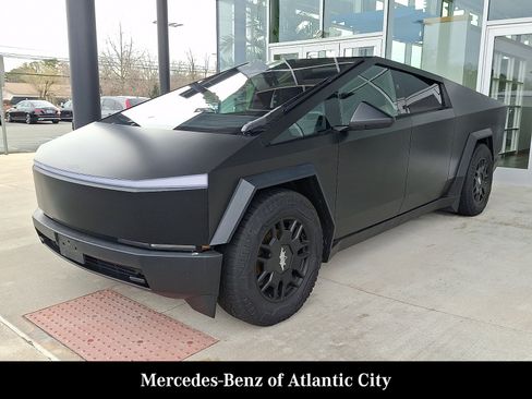 Used 2024 Tesla Cybertruck Cyberbeast image 2