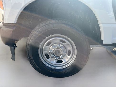 Used 2023 Ford F350 XL image 27