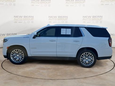 Used 2024 Chevrolet Tahoe High Country AWD/4WD image 2