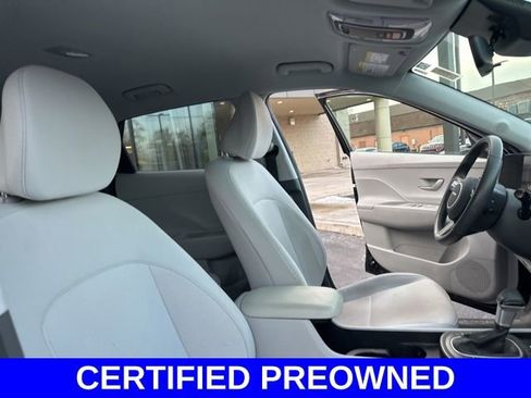 Certified 2025 Hyundai Kona SEL image 29