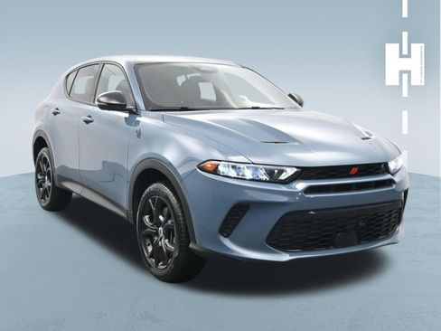 Used 2023 Dodge Hornet GT Plus w/ GT Blacktop Package image 3