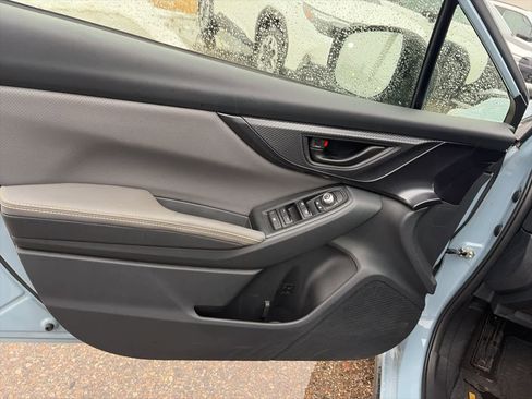 Used 2022 Subaru Crosstrek 2.5i Sport w/ Moonroof Package image 12