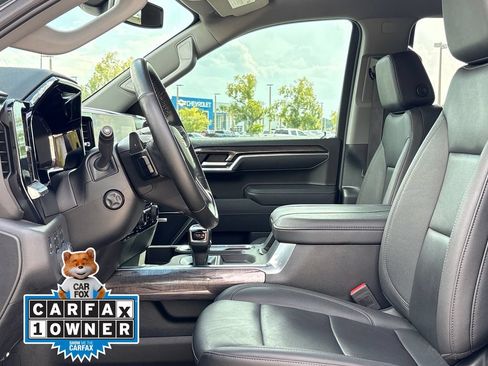 Used 2025 Chevrolet Silverado 1500 LTZ w/ Z71 Off-Road Package AWD/4WD image 2