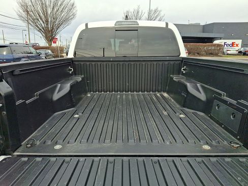 Used 2023 Toyota Tacoma SR5 image 29