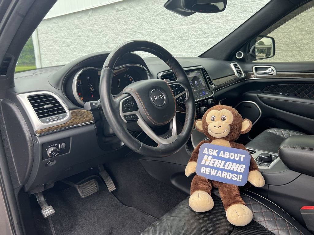 Used 2019 Jeep Grand Cherokee Summit AWD/4WD image 10