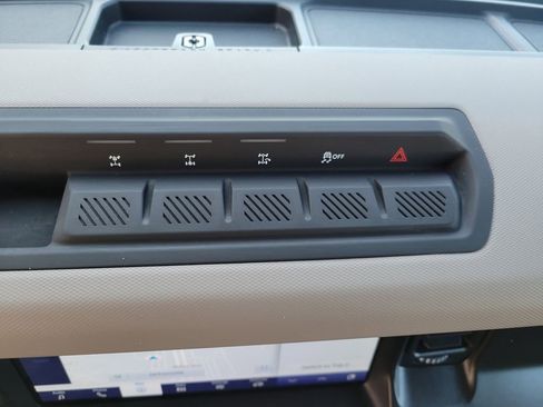 Used 2023 Ford Bronco Wildtrak AWD/4WD image 31