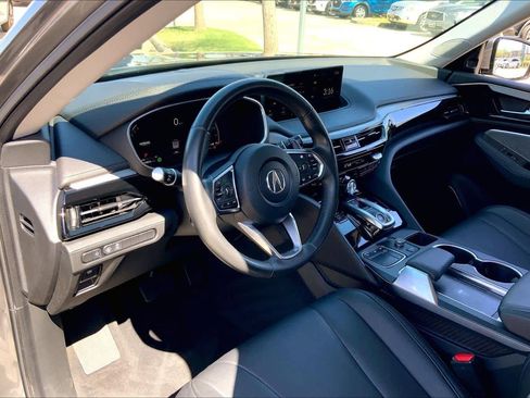 Used 2024 Acura MDX image 17