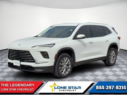 Used 2025 Buick Enclave Preferred w/ LPO, Floor Liner Package