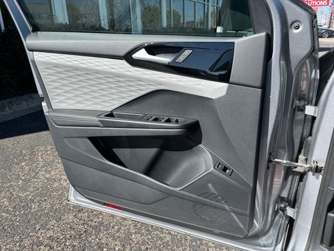 Used 2024 Volkswagen Taos S image 18