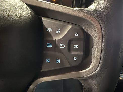 Used 2022 Ford Bronco Black Diamond image 9