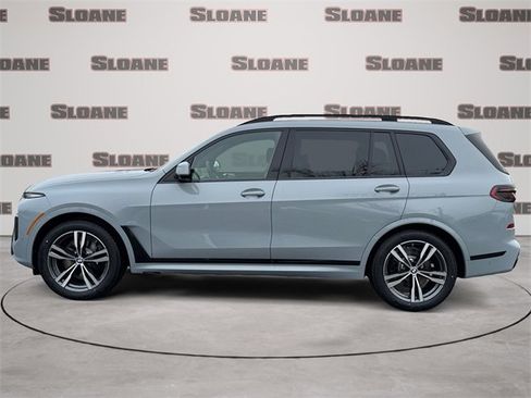New 2026 BMW X7 xDrive40i image 2