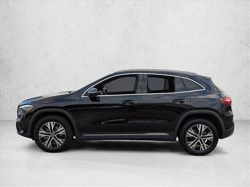 Used 2025 Mercedes-Benz GLA 250 image 9