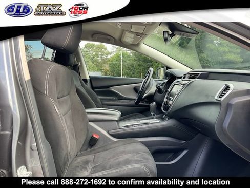 Used 2020 Nissan Murano SV image 14