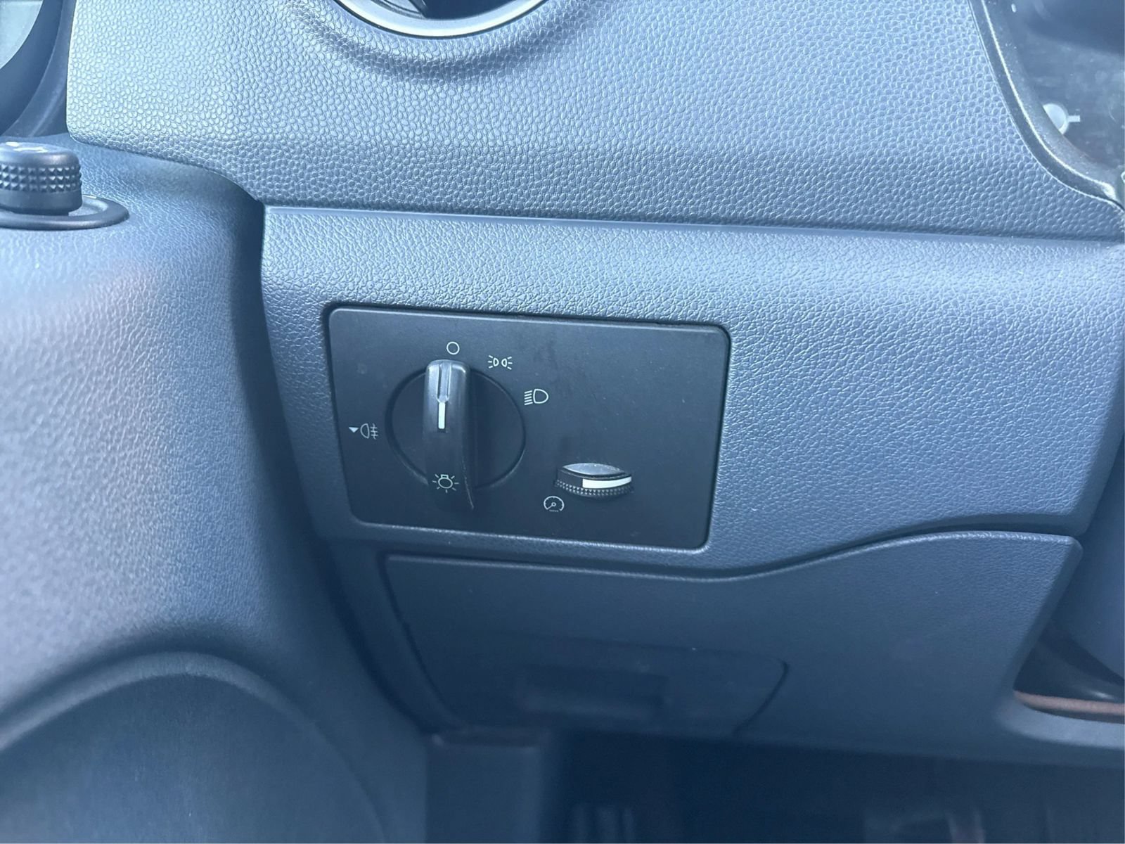 Used 2012 Ford Transit Connect XLT FWD image 18