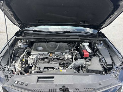 Used 2021 Toyota Camry XSE FWD image 29