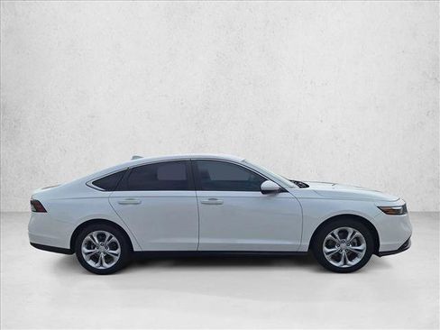 Used 2023 Honda Accord LX image 4